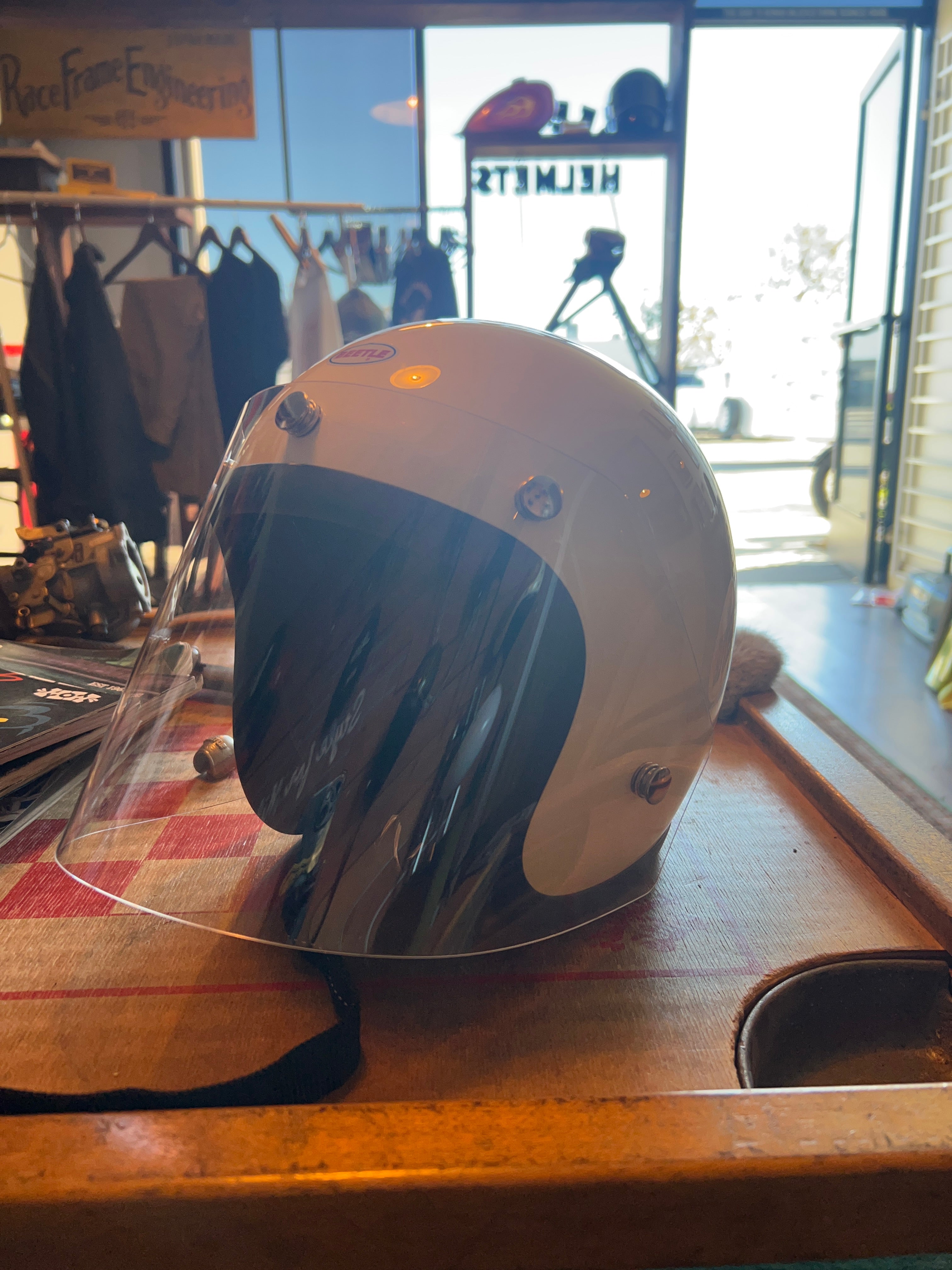 Oceanbeetle x Wornout – Beetle Helmets
